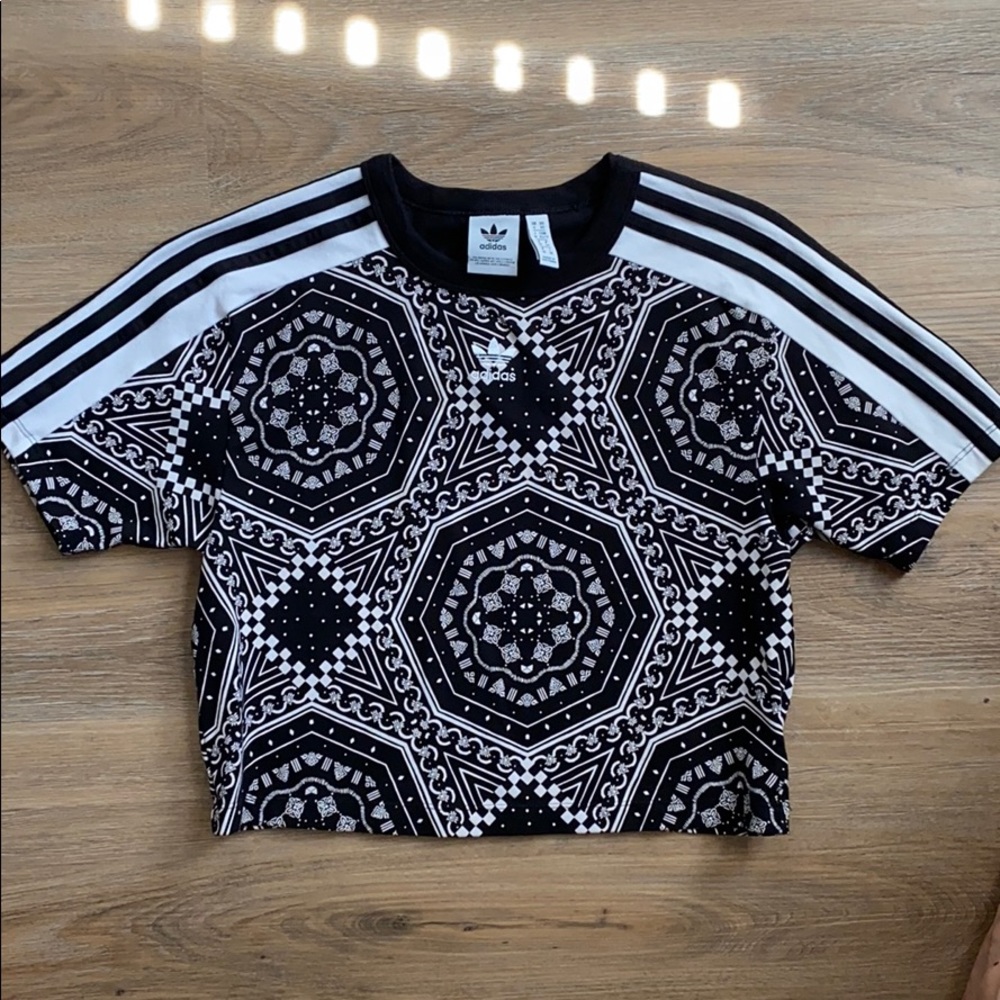 Adidas crop shirt